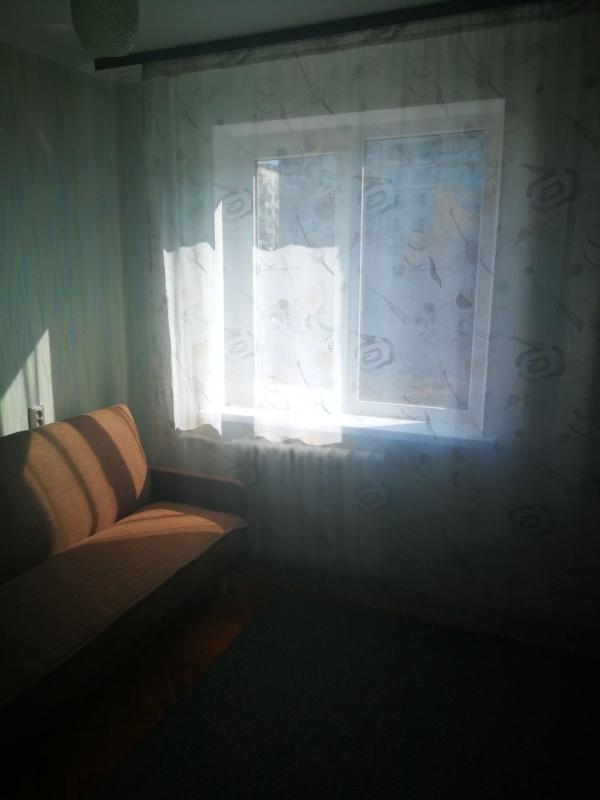 Long term rent 3 bedroom-(s) apartment Traktorobudivnykiv Avenue 71а