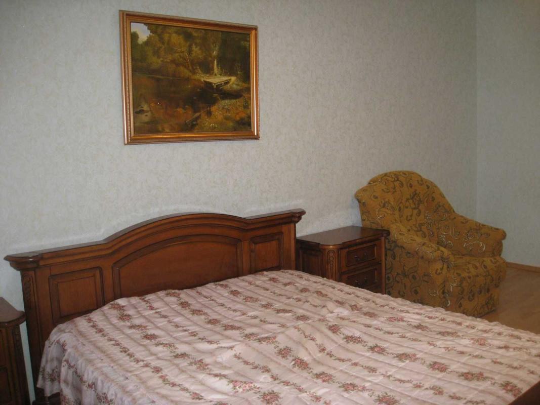 Long term rent 1 bedroom-(s) apartment Kniazhyi Zaton Street 2/30
