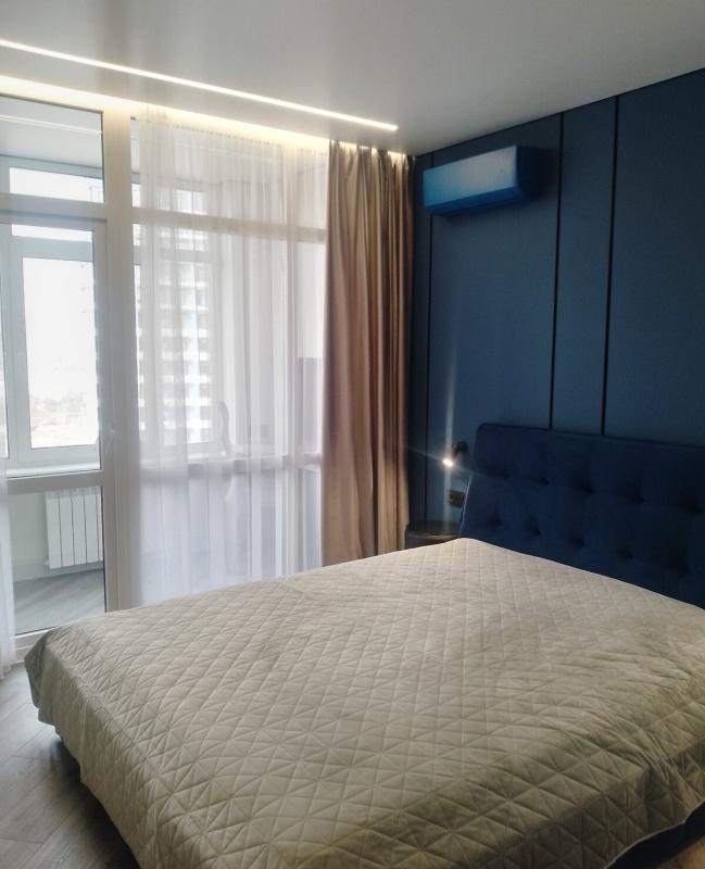 Long term rent 1 bedroom-(s) apartment Yevhena Sverstiuka Street 6е