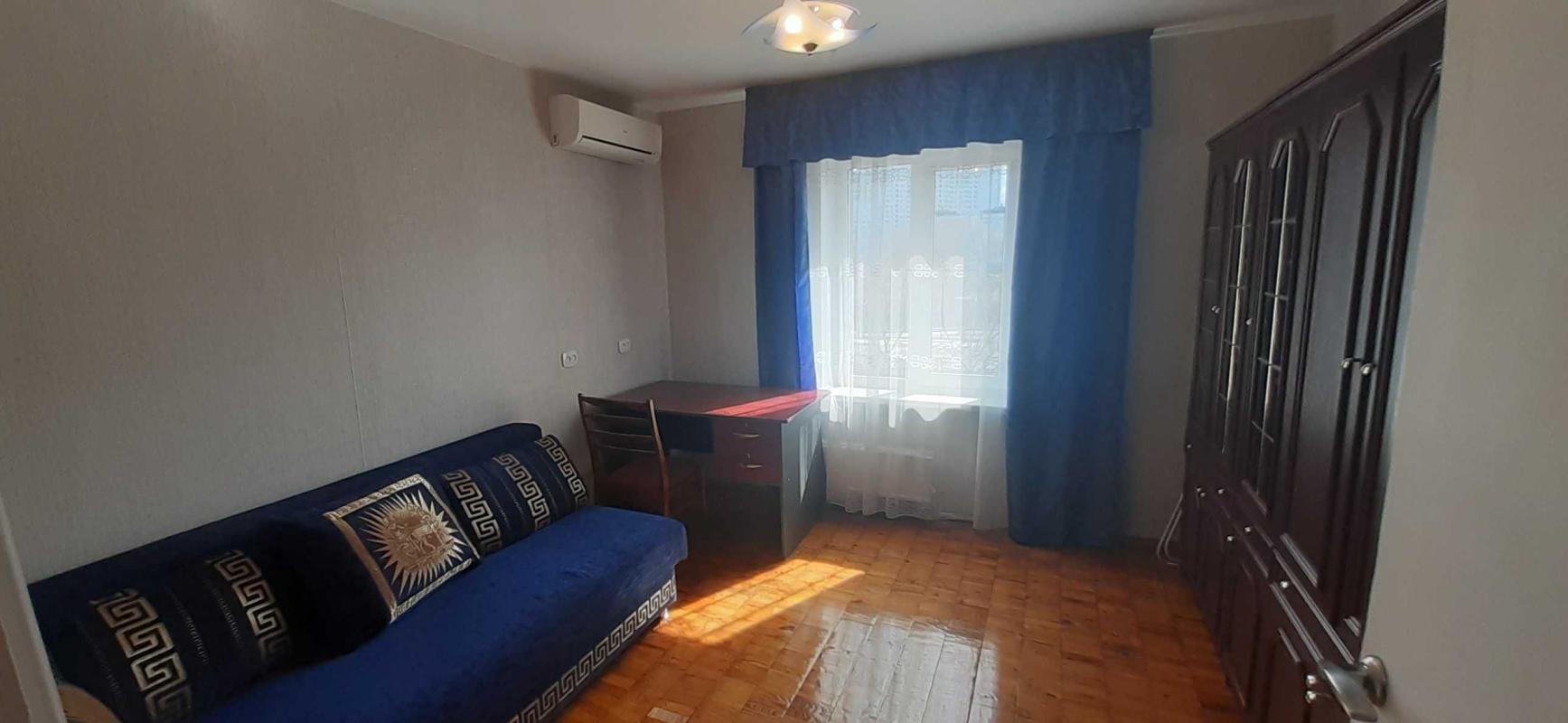 Long term rent 2 bedroom-(s) apartment Sribnokilska Street 16