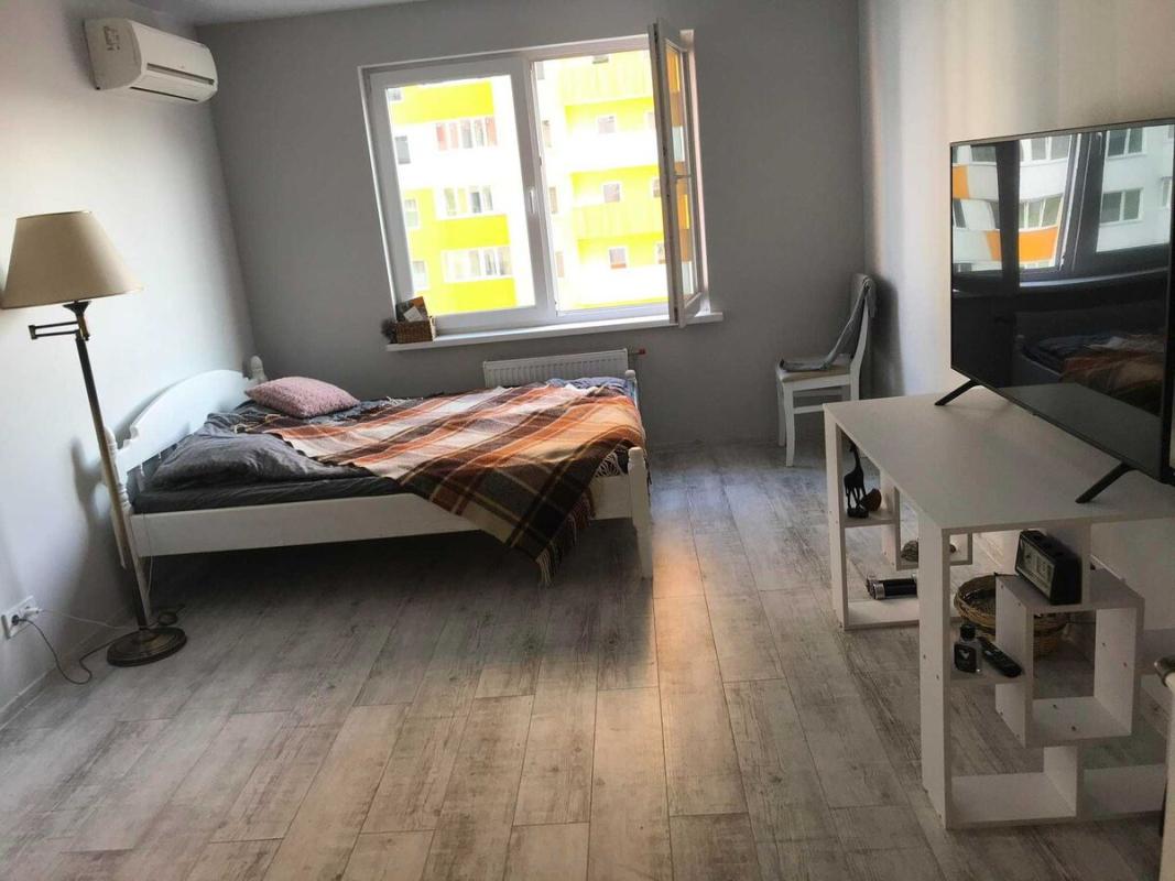 Sale 1 bedroom-(s) apartment 45 sq. m., Iulii Zdanovskoi Street (Lomonosova Street) 36в