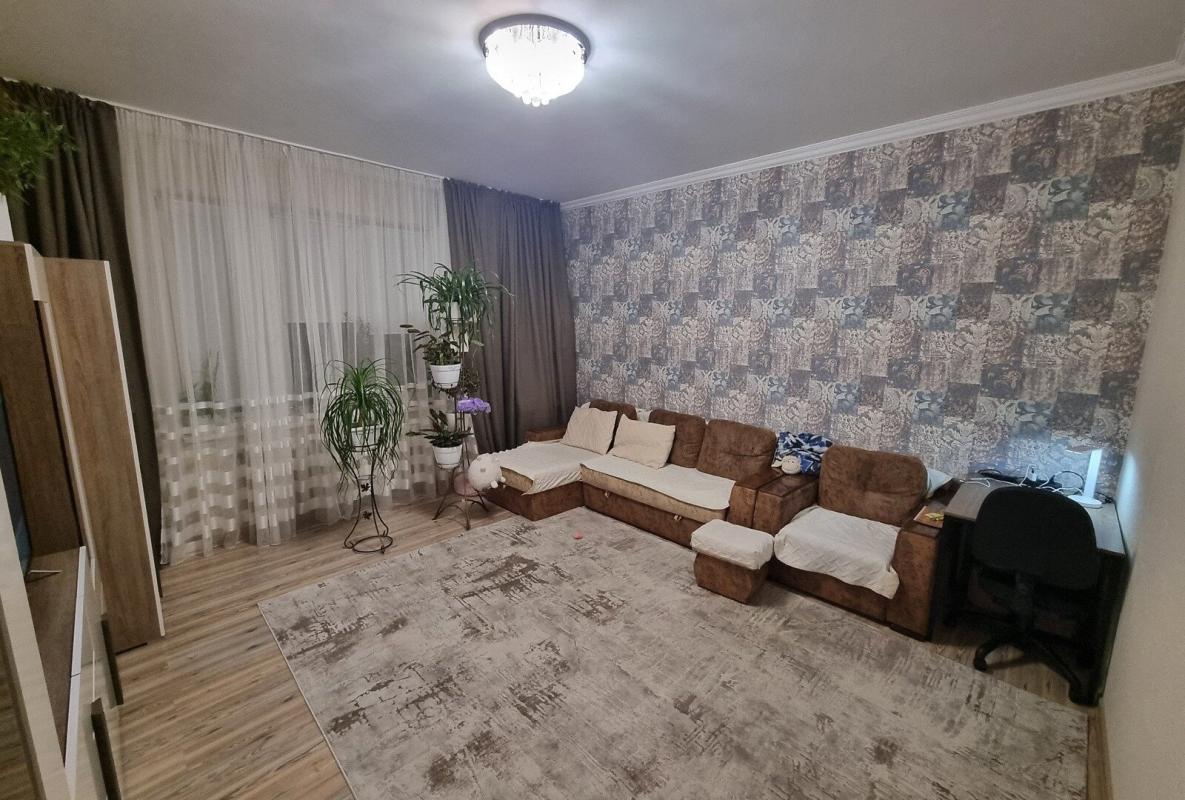 Sale 2 bedroom-(s) apartment 77 sq. m., Urlivska Street 37/16