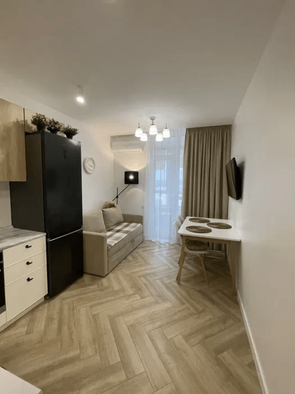 Sale 1 bedroom-(s) apartment 38 sq. m., Kakhovska Street 56