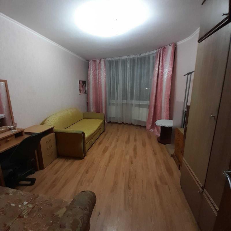 Довгострокова оренда 2 кімнатної квартири Харківське шосе 19