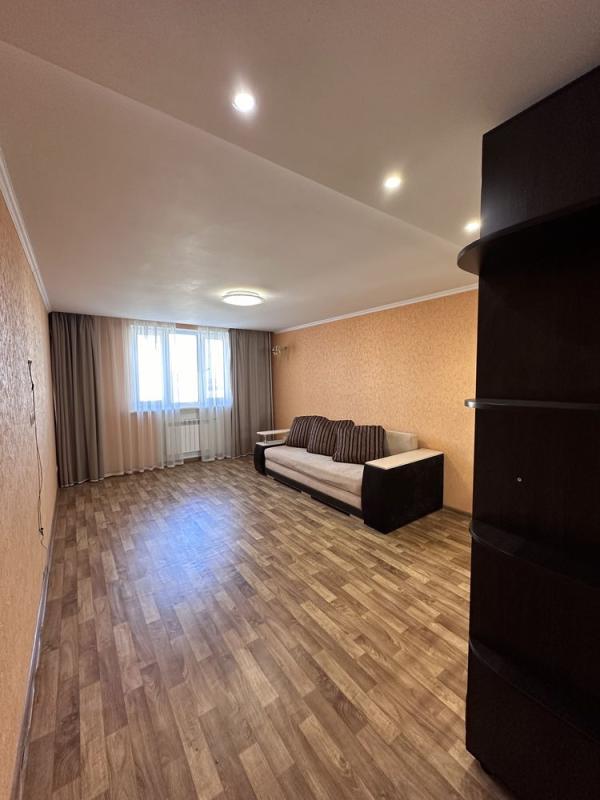 Long term rent 2 bedroom-(s) apartment Velozavodska Street 37