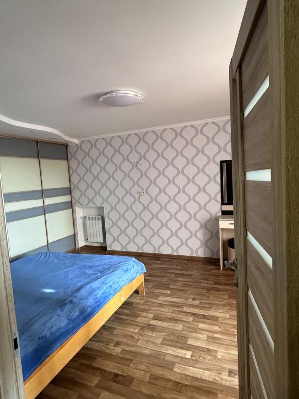 Long term rent 2 bedroom-(s) apartment Velozavodska Street 37