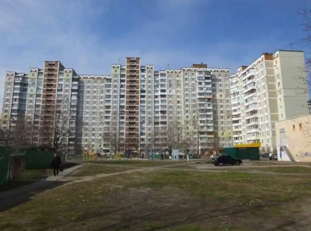 Apartment for sale - Revutskoho Street 18а