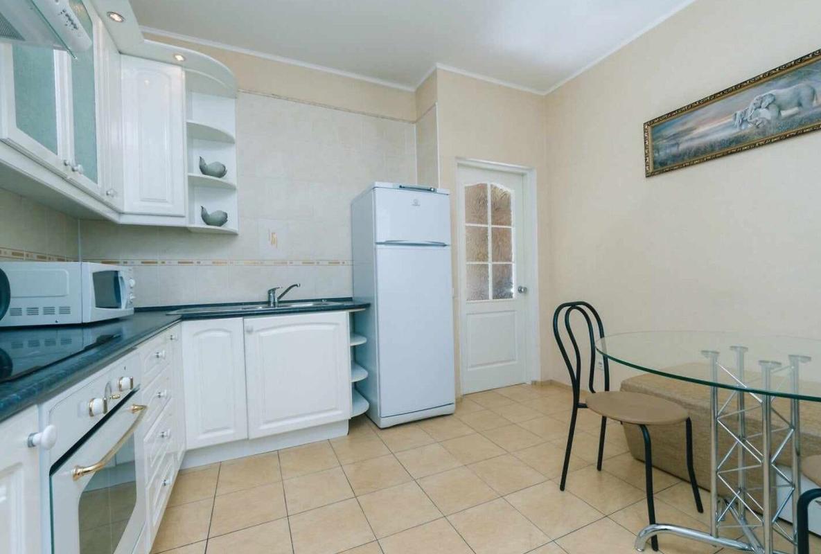 Sale 1 bedroom-(s) apartment 46 sq. m., Mykoly Bazhana Avenue 16