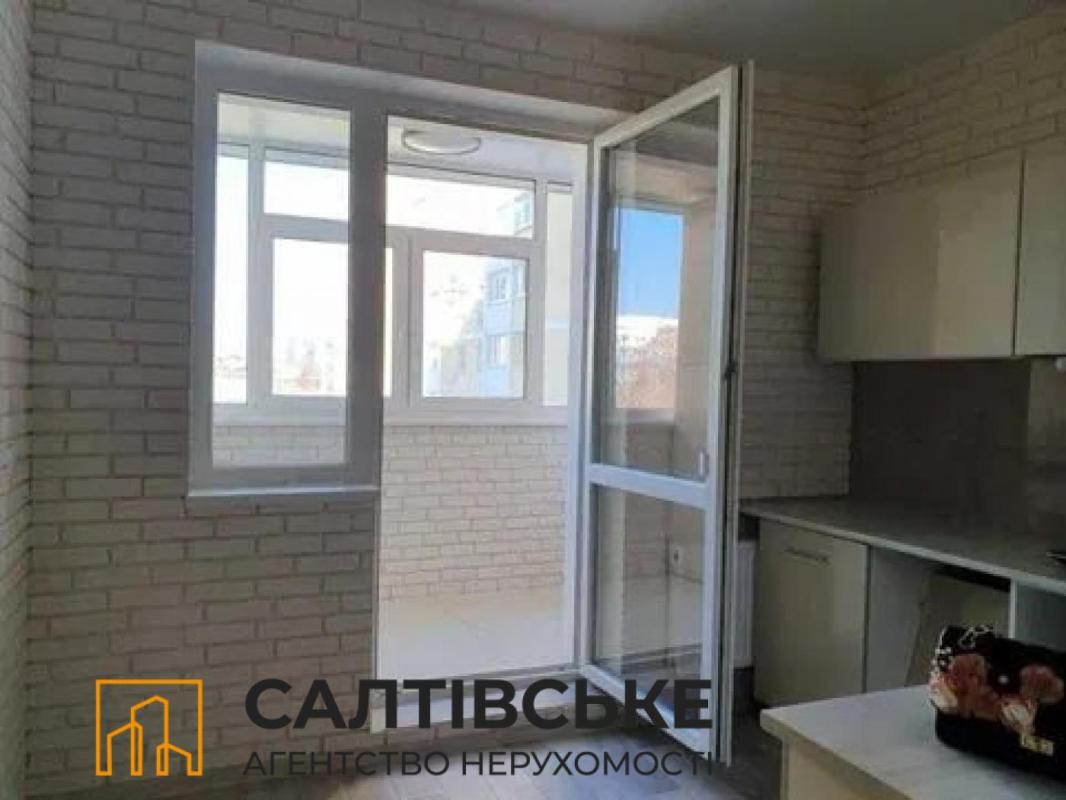 Продаж 2 кімнатної квартири 56 кв. м, Драгоманова вул. 6Б