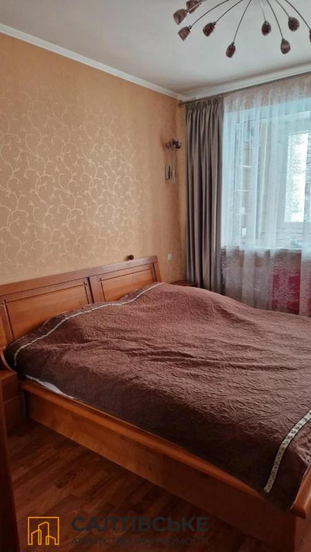 Продажа 4 комнатной квартиры 85 кв. м, Гвардейцев-Широнинцев ул. 91