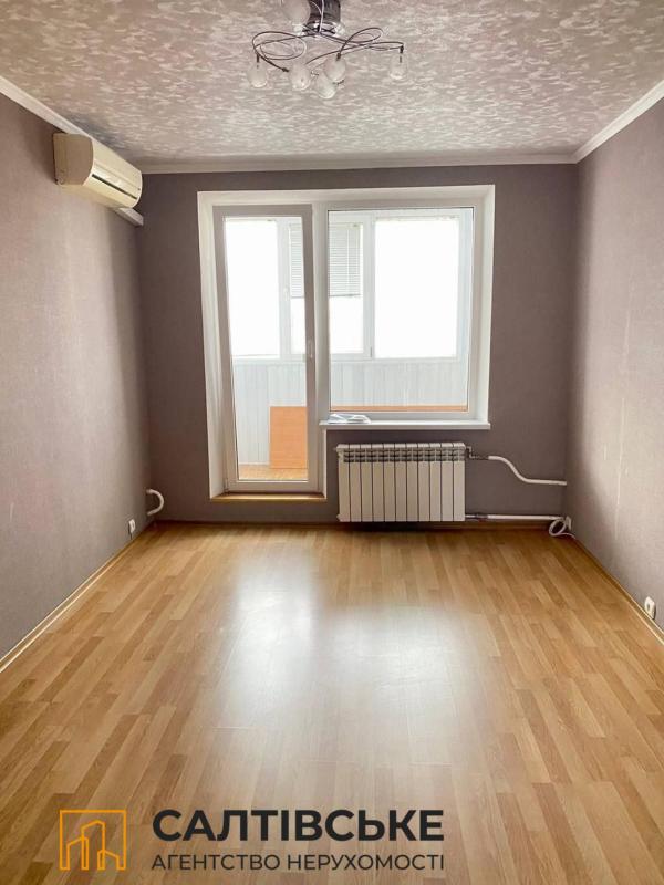 Sale 3 bedroom-(s) apartment 65 sq. m., Valentynivska street 13в