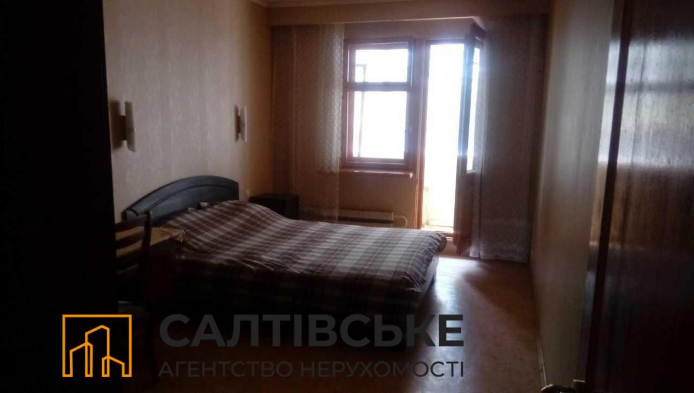 Sale 3 bedroom-(s) apartment 64 sq. m., Heroiv Pratsi Street 26