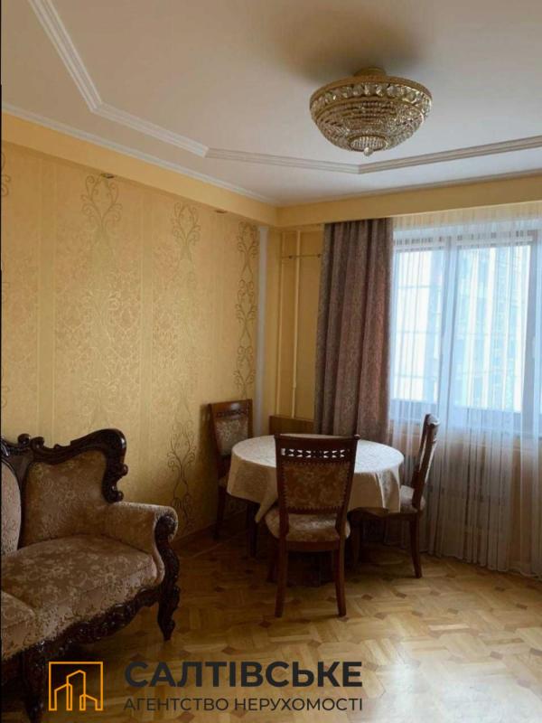 Sale 4 bedroom-(s) apartment 82 sq. m., Amosova Street 42