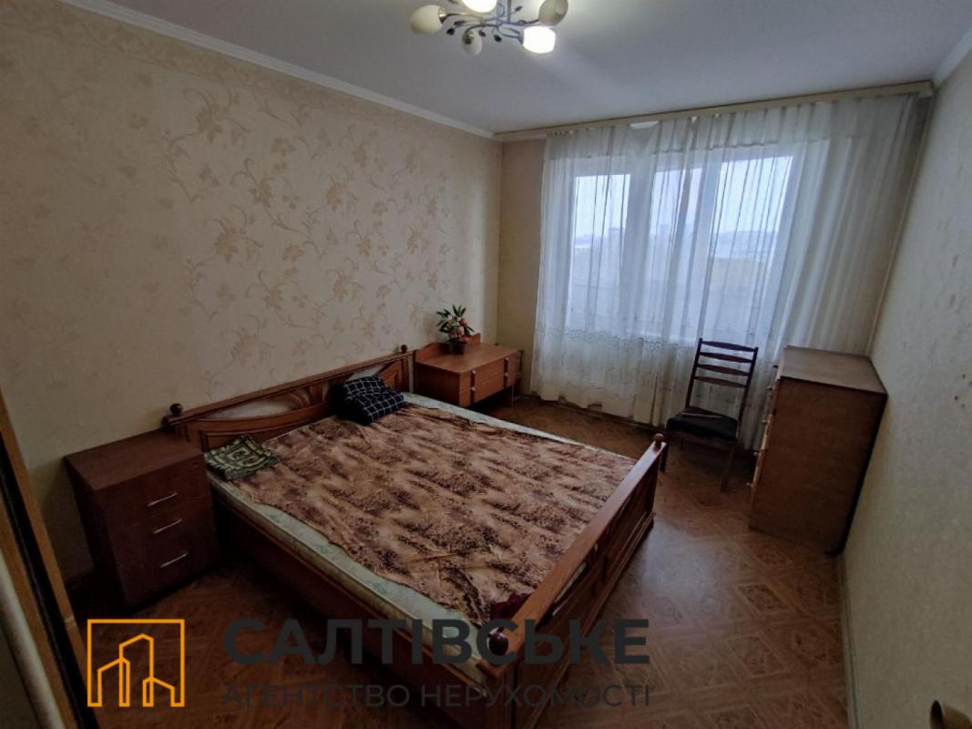 Sale 3 bedroom-(s) apartment 68 sq. m., Akademika Pavlova Street 132г