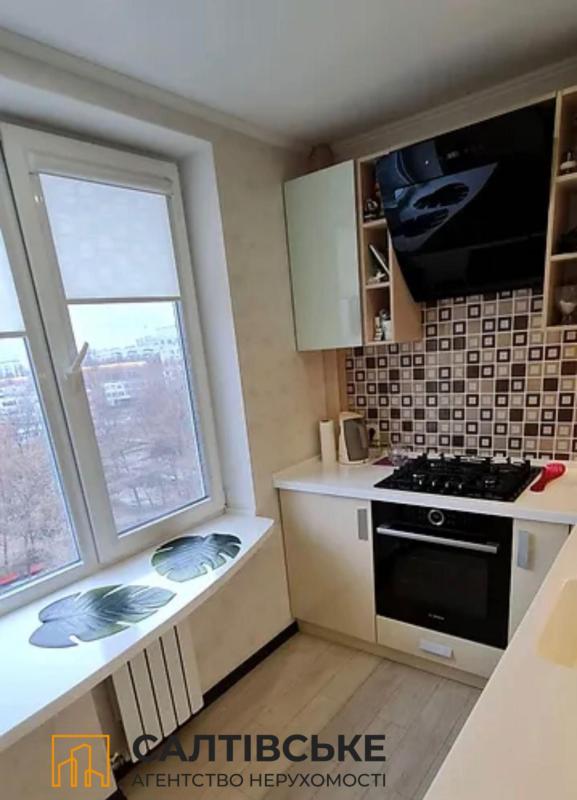 Sale 3 bedroom-(s) apartment 65 sq. m., Akademika Pavlova Street 311