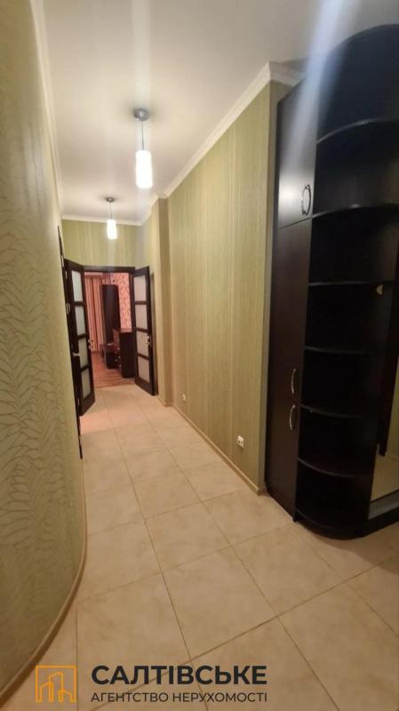 Продажа 2 комнатной квартиры 84 кв. м, Гвардейцев-Широнинцев ул. 33