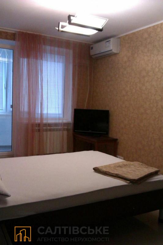 Sale 1 bedroom-(s) apartment 33 sq. m., Buchmy Street (Komandarma Uborevycha Street) 24