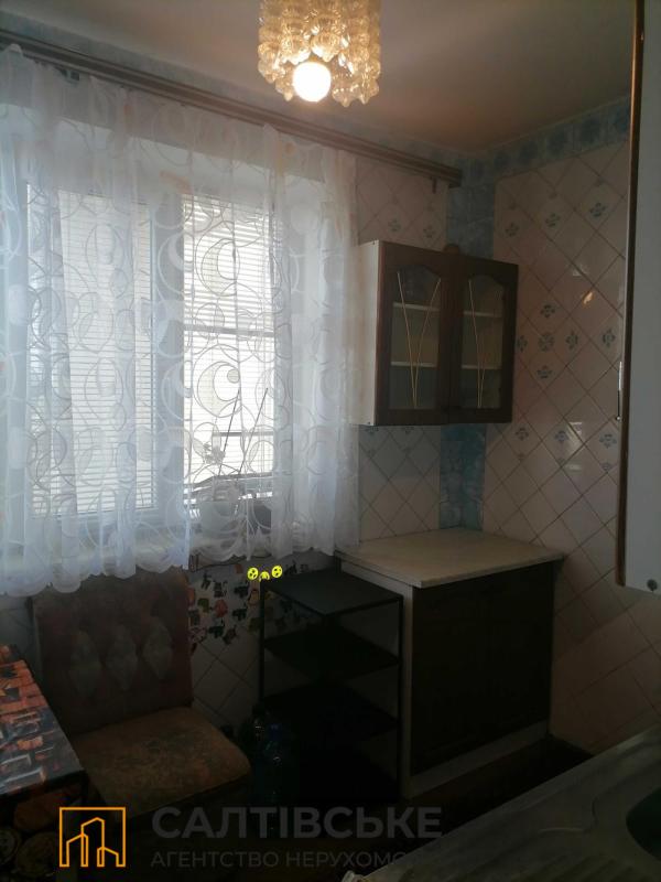 Продаж 3 кімнатної квартири 68 кв. м, Сонячна вул. 3