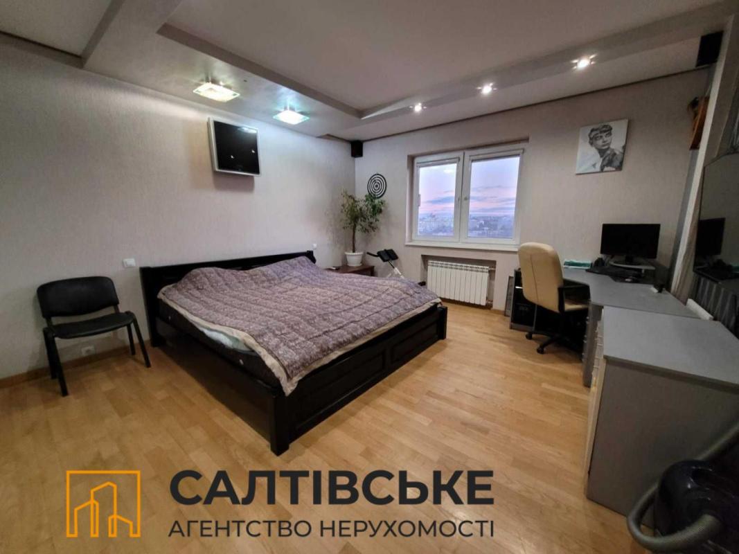 Sale 2 bedroom-(s) apartment 81 sq. m., Akademika Pavlova Street 142б