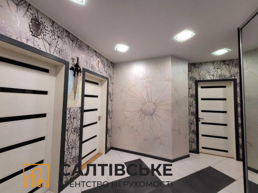 Sale 2 bedroom-(s) apartment 81 sq. m., Akademika Pavlova Street 142б