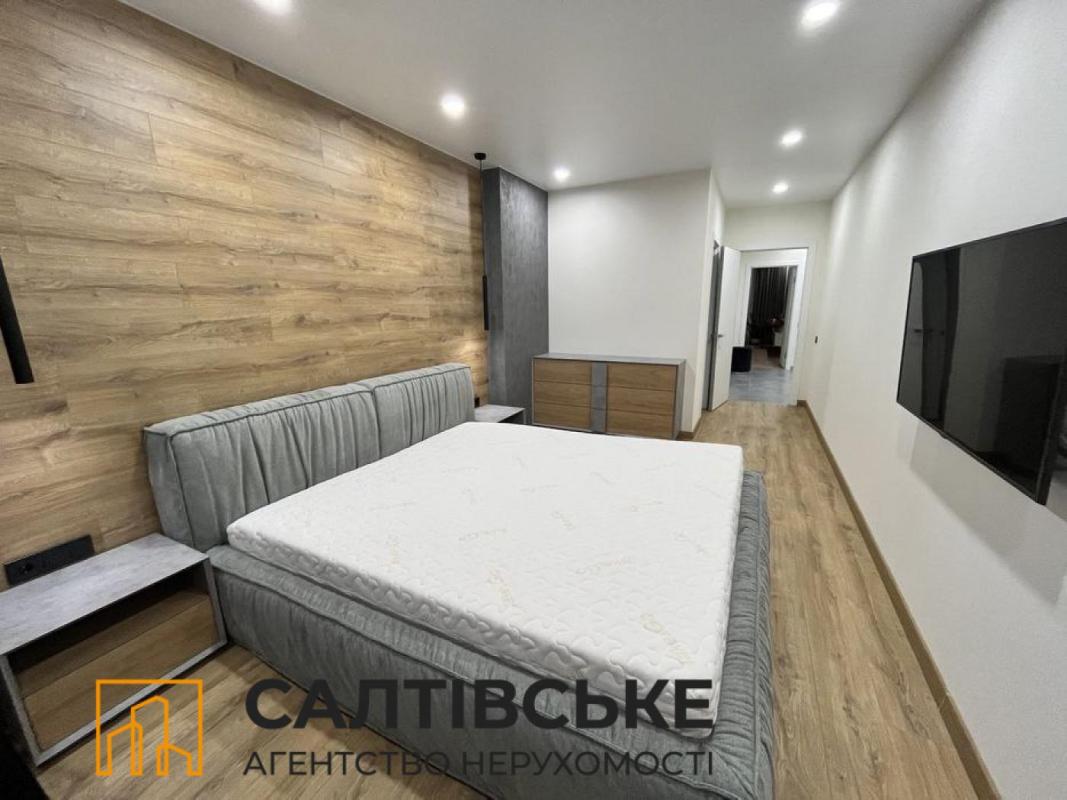 Sale 2 bedroom-(s) apartment 73 sq. m., Hvardiytsiv-Shyronintsiv Street 74Б