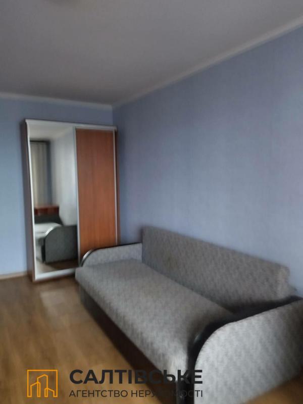Sale 3 bedroom-(s) apartment 64 sq. m., Heroiv Pratsi Street 12