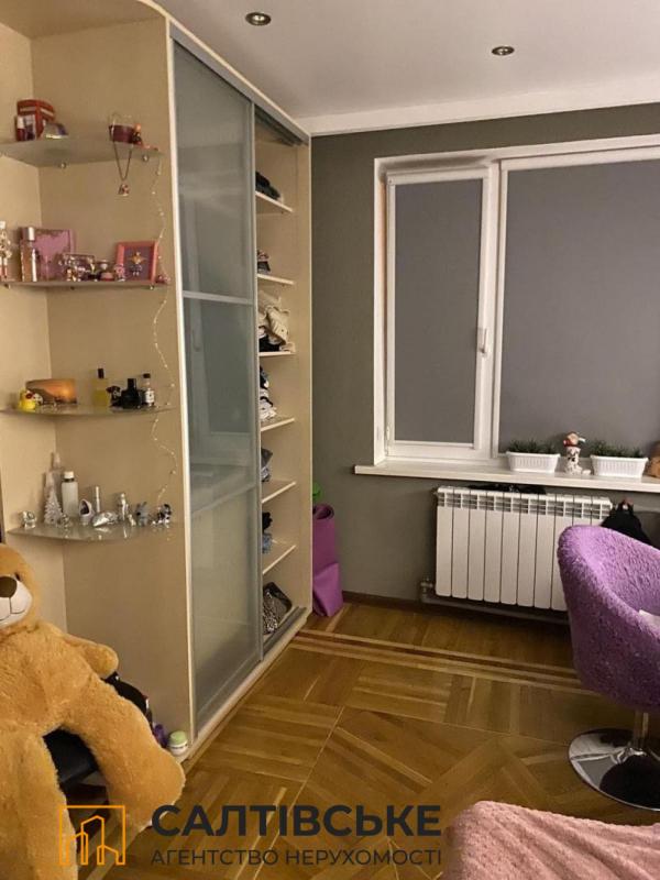 Продаж 3 кімнатної квартири 65 кв. м, Академіка Барабашова вул. 46