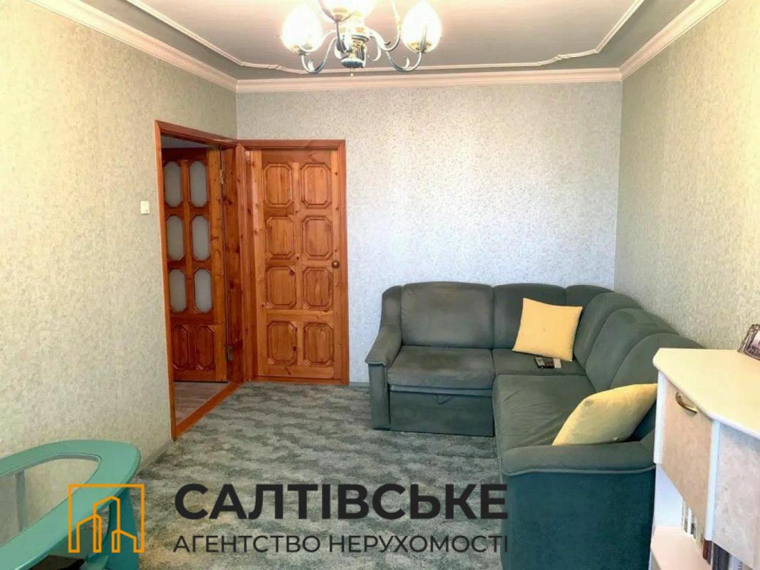 Sale 3 bedroom-(s) apartment 65 sq. m., Valentynivska street 7