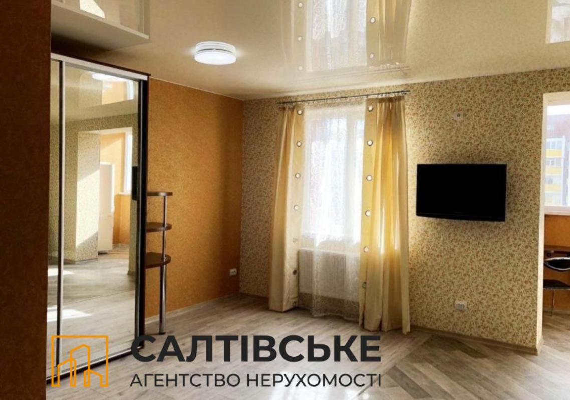 Продаж 1 кімнатної квартири 40 кв. м, Драгоманова вул. 6