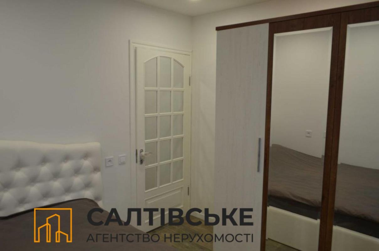 Продажа 2 комнатной квартиры 46 кв. м, Академика Павлова ул. 309
