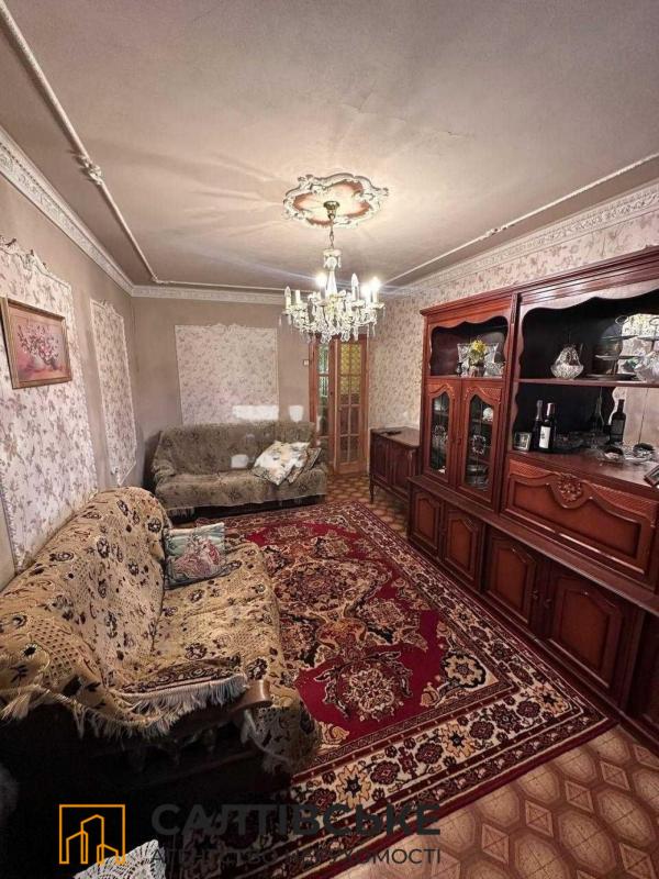 Продаж 3 кімнатної квартири 65 кв. м, Гвардійців-Широнінців вул. 22