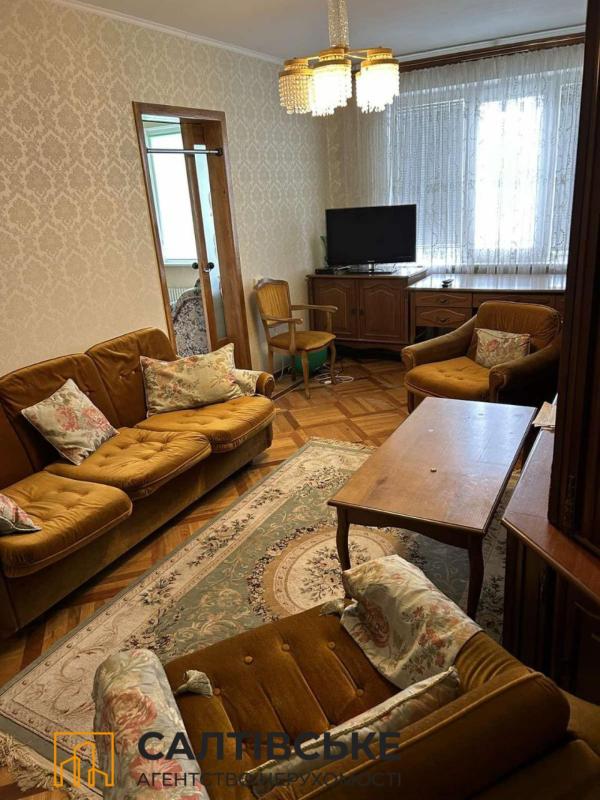 Sale 4 bedroom-(s) apartment 69 sq. m., Akademika Pavlova Street 140в