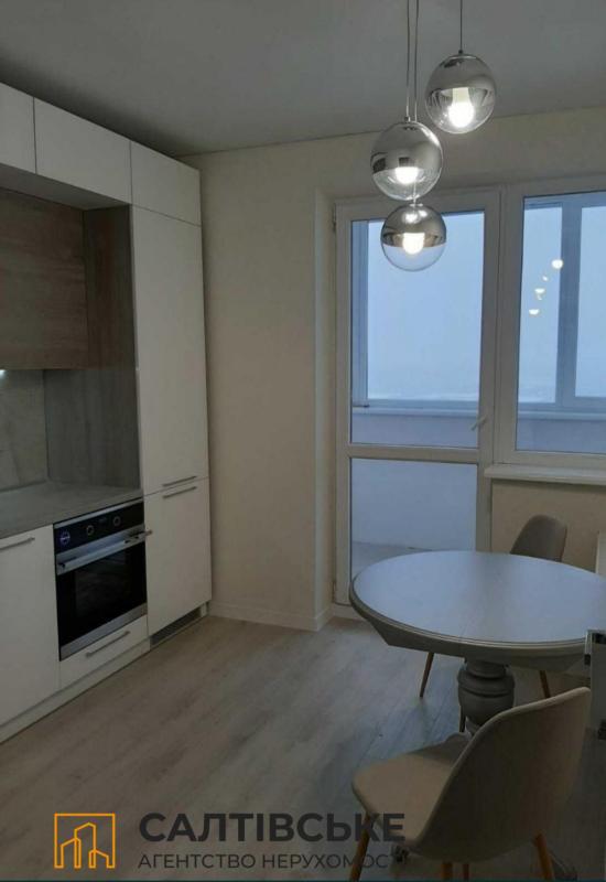 Sale 1 bedroom-(s) apartment 37 sq. m., Drahomanova Street 8