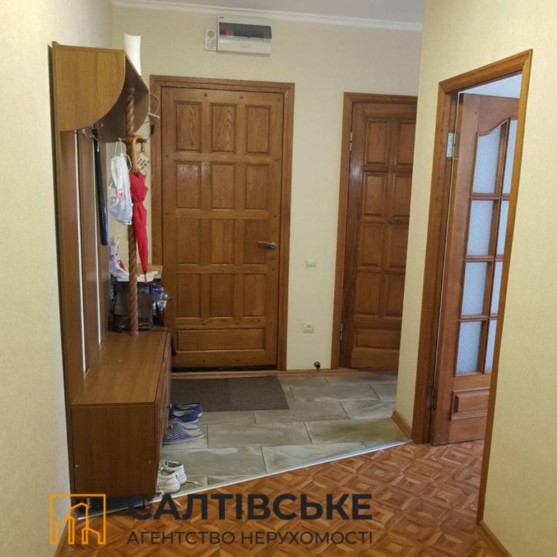 Sale 3 bedroom-(s) apartment 65 sq. m., Akademika Pavlova Street 146