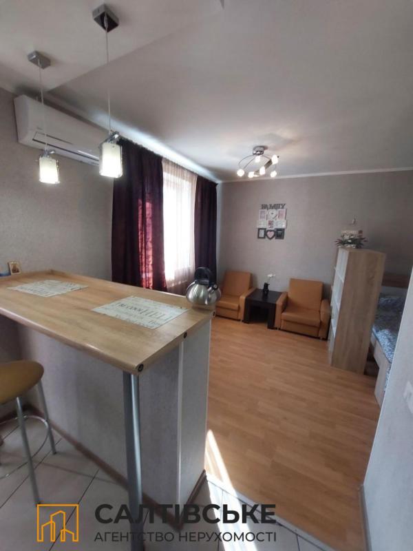Sale 1 bedroom-(s) apartment 35 sq. m., Drahomanova Street 4