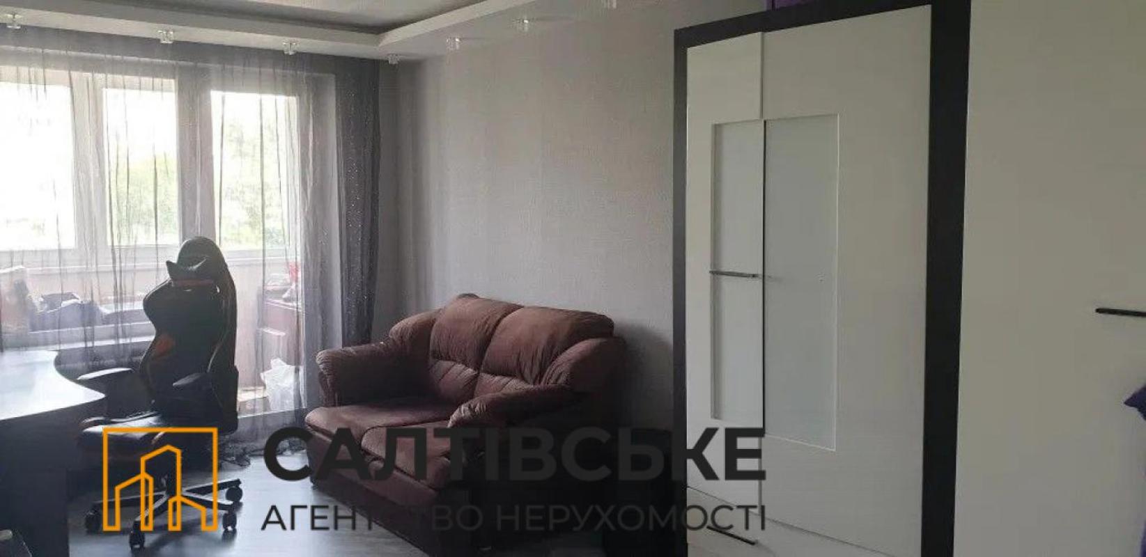 Sale 3 bedroom-(s) apartment 64 sq. m., Hvardiytsiv-Shyronintsiv Street 44