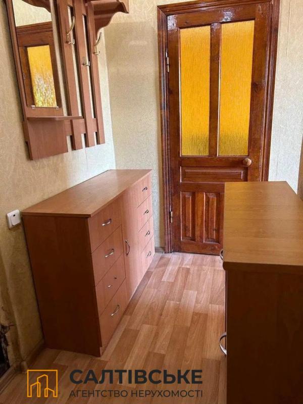 Продажа 1 комнатной квартиры 33 кв. м, Гвардейцев-Широнинцев ул. 38
