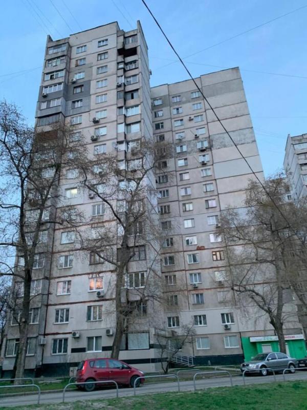 Sale 4 bedroom-(s) apartment 83 sq. m., Saltivske Highway 244