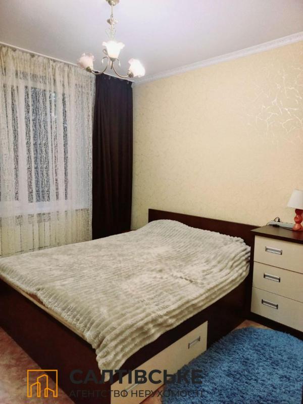 Продаж 2 кімнатної квартири 45 кв. м, Академіка Павлова вул. 140