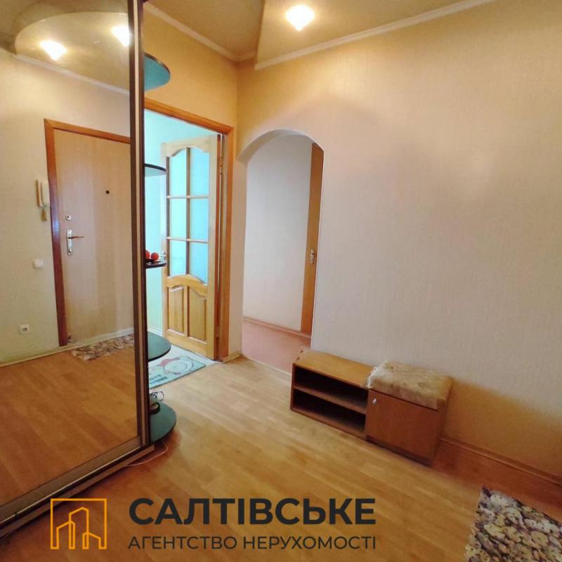 Продаж 2 кімнатної квартири 46 кв. м, Амосова вул. 5