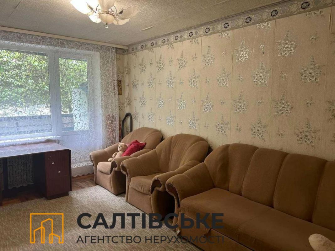 Продаж 2 кімнатної квартири 45 кв. м, Академіка Павлова вул. 311