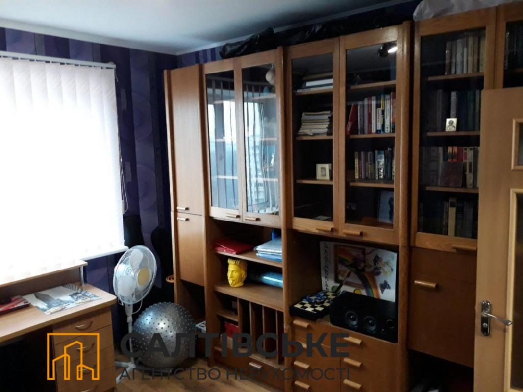 Продаж 3 кімнатної квартири 72 кв. м, Леся Сердюка вул. (Командарма Корка) 28