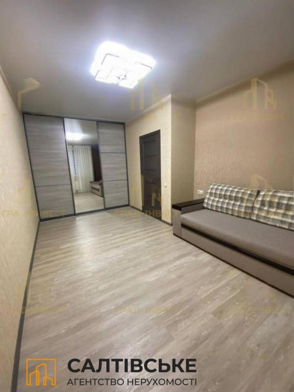 Sale 1 bedroom-(s) apartment 37 sq. m., Drahomanova Street 6