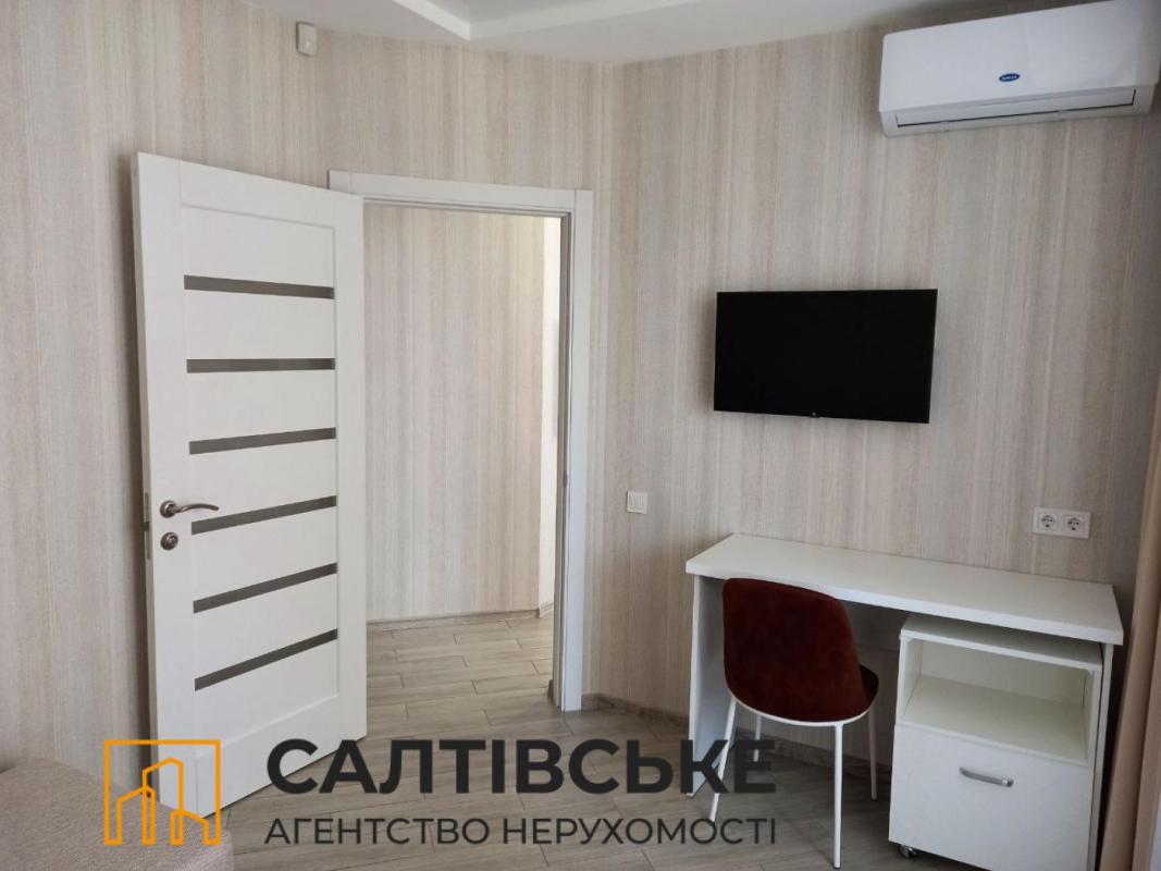 Sale 1 bedroom-(s) apartment 40 sq. m., Kozakevycha Street 31