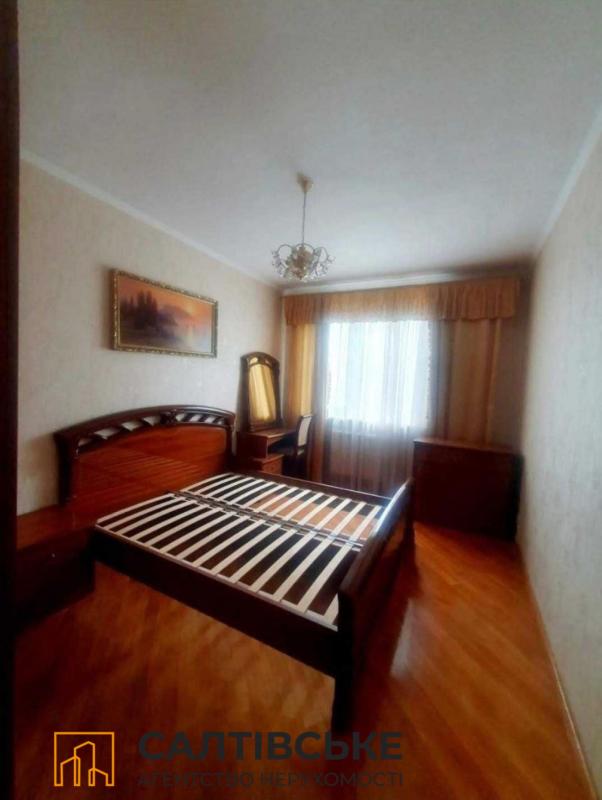 Sale 3 bedroom-(s) apartment 70 sq. m., Dzherelna Street 13