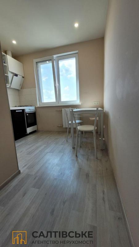 Sale 3 bedroom-(s) apartment 70 sq. m., Hvardiytsiv-Shyronintsiv Street 49а