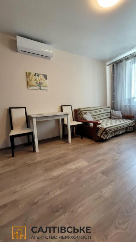 Sale 3 bedroom-(s) apartment 70 sq. m., Hvardiytsiv-Shyronintsiv Street 49а