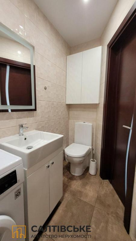 Sale 3 bedroom-(s) apartment 70 sq. m., Hvardiytsiv-Shyronintsiv Street 49а