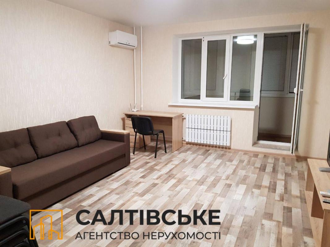 Продаж 1 кімнатної квартири 53 кв. м, Кричевського вул. 31