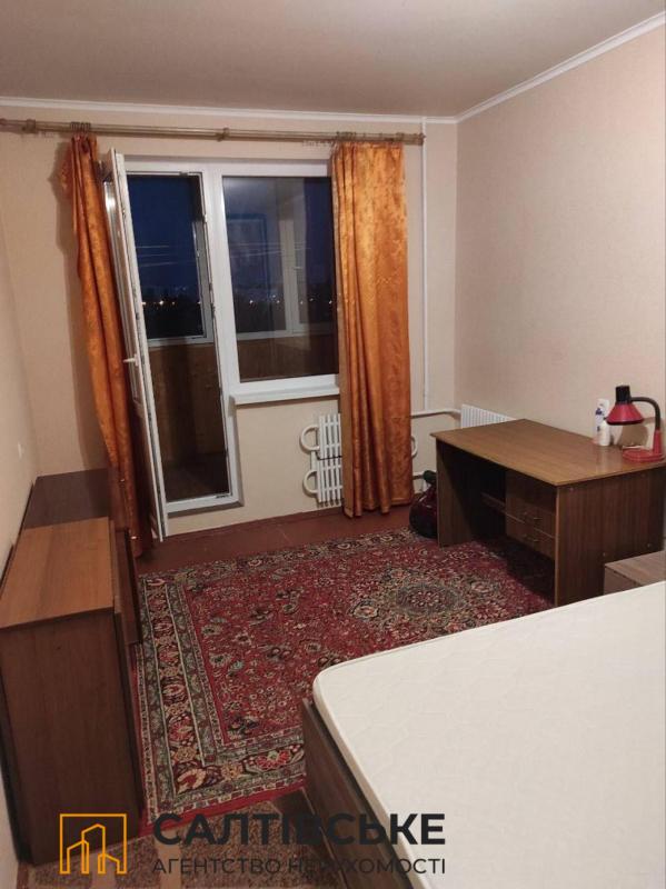Продаж 3 кімнатної квартири 65 кв. м, Гвардійців-Широнінців вул. 49